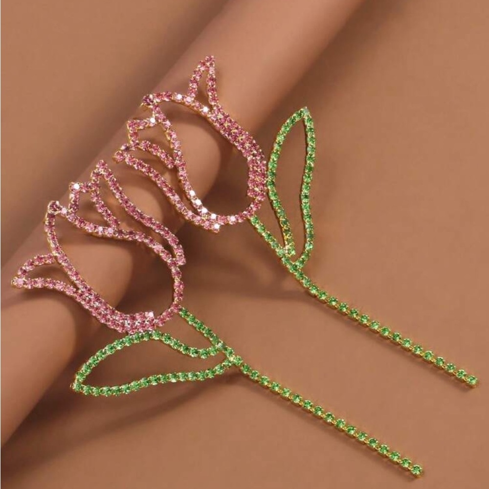 ✨NEW Elegant Pink and Green Tulip Earrings - Picture 3 of 4
